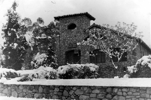 Bolton Hall covered with snow, circa 1932