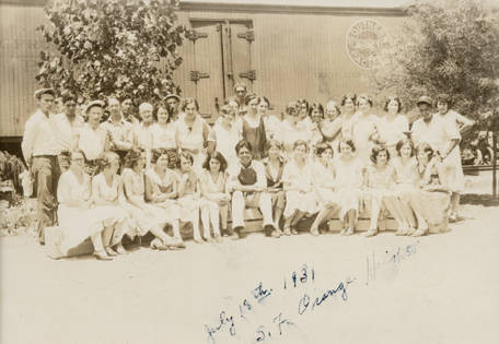 San Fernando Heights Orange Association packing house, 1931