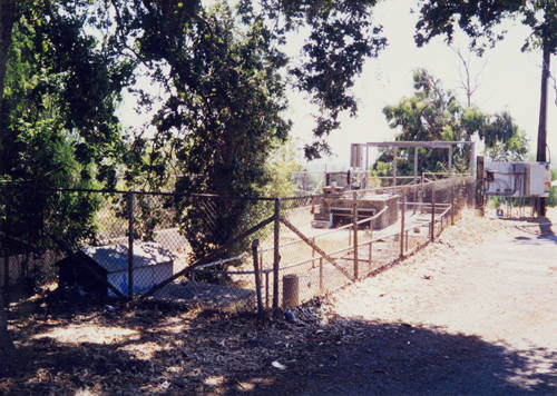 Control gates at the De Soto Reservoir, 2001