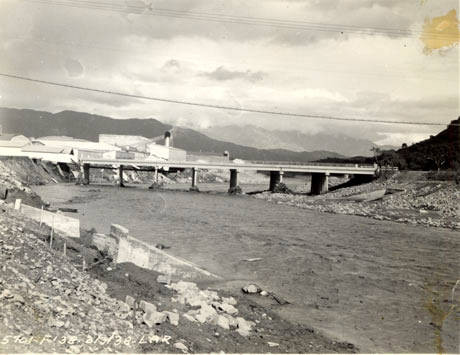 Los Angeles River - Flood of 1938, view from California St