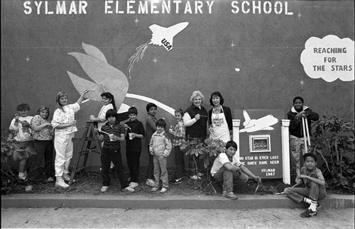 Challenger memorial mural, Sylmar Elementary School, Sylmar, 1987