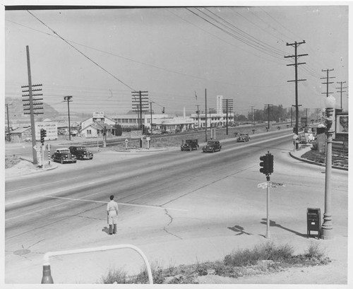 San Fernando Road and Broadway, 1942