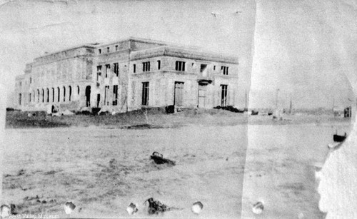 Owensmouth Park High School during the flood of 1914