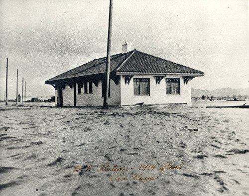 Flooding in Van Nuys, February 1914