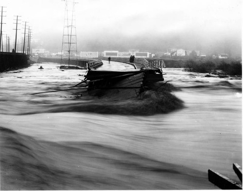 Los Angeles River flood, 1927