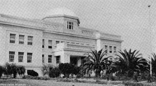 Owensmouth Grammar school, circa 1927