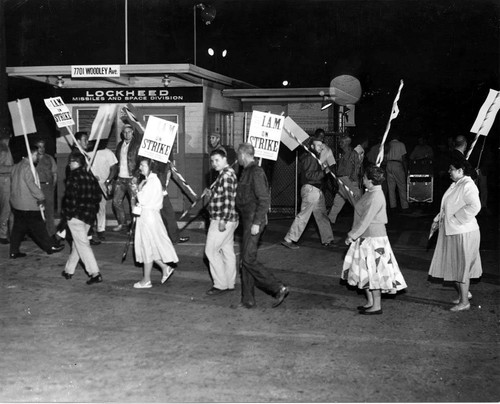 Strike picket line, late 1950s--International Association of Machinists, District Lodge 727