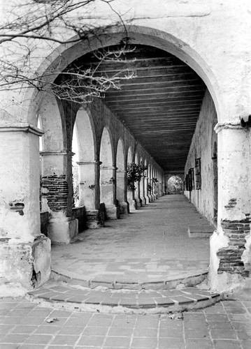 Convento at San Fernando Mission, 1897