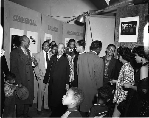 Guests attending the California School of Photography Open House, Los Angeles, 1950