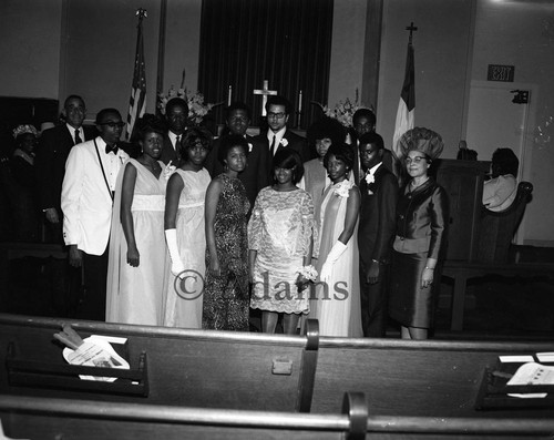 Congregants at the altar, Los Angeles, 1969