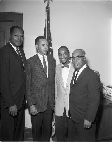 Bradley, Lindsay and two men, Los Angeles, 1963