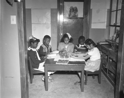 Students, Los Angeles, 1950