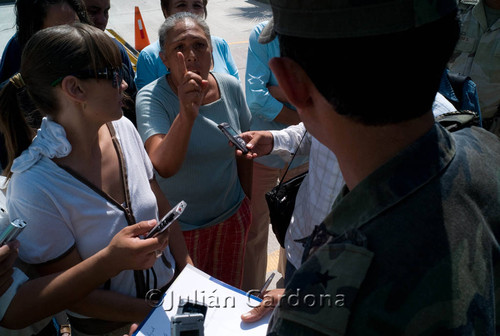 Military press briefing, Juárez, 2008