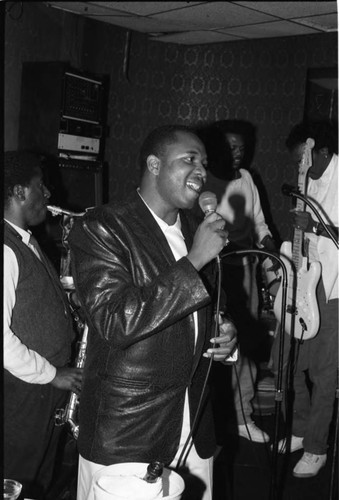 Freddie Jackson performing at the Pied Piper nightclub, Los Angeles, 1985