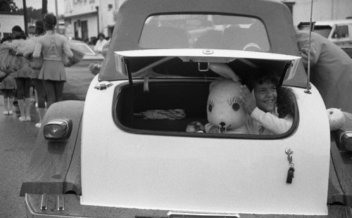 Girl with Bunny, Los Angeles, 1982