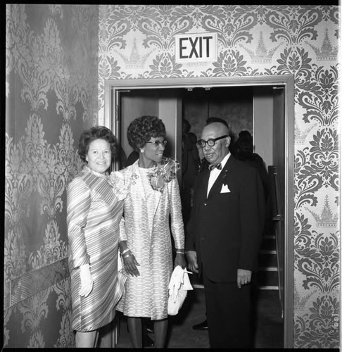 Shirley Chisholm talking with Leon and Ruth Washington, Los Angeles, 1970