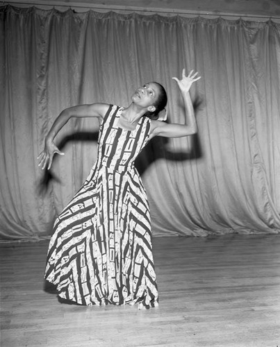 Dancer Eunice Cain, Los Angeles, 1960