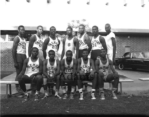 Basketball team, Los Angeles, 1965