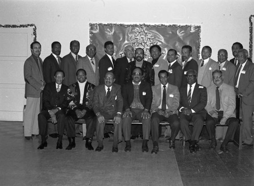 Angel City Links Confreres posing together at the 7th annual Achievers Night, Los Angeles. 1987