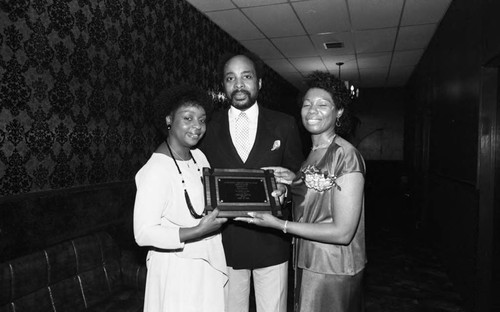 Black American Political Association of California award presentation, Los Angeles, 1983