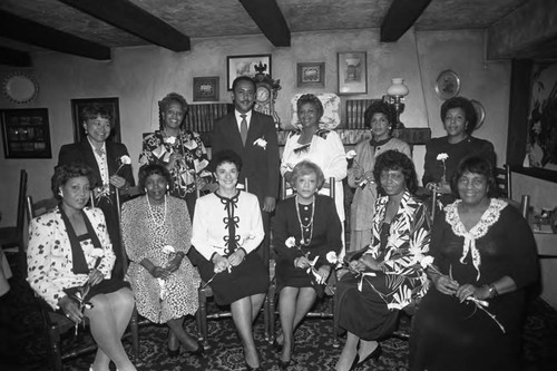 Alpha Kappa Alpha chapter sorority members posing together, Los Angeles, 1989