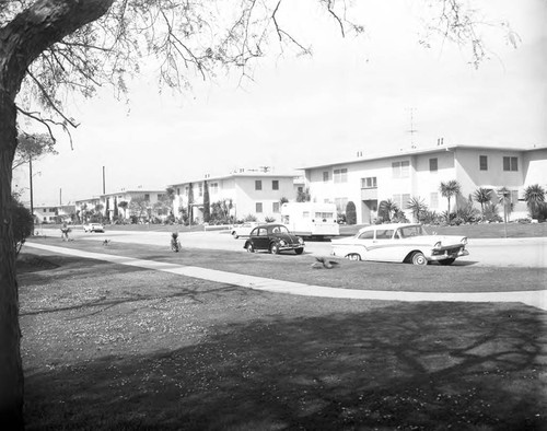 Lincoln Place Apartments, Venice, 1967