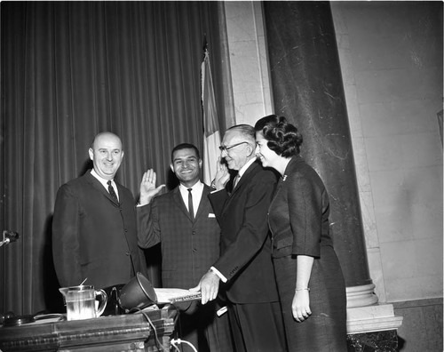 Councilman takes oath, Los Angeles, 1963