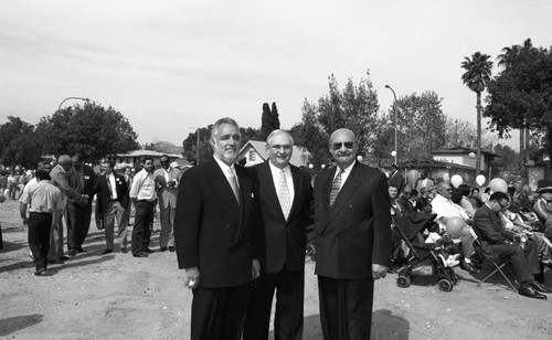 Fair Oaks Renaissance Plaza groundbreaking, Pasadena, California, 1997