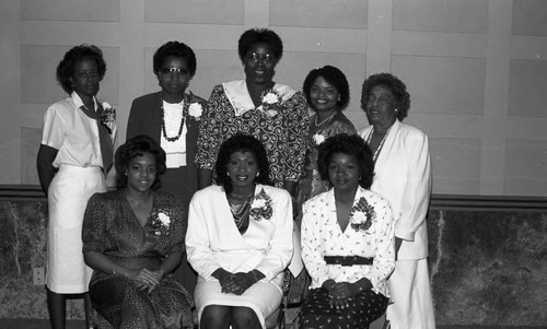 Alpha Phi Zeta Chapter, Zeta Phi Beta Sorority sisters posing together, Los Angeles, 1989