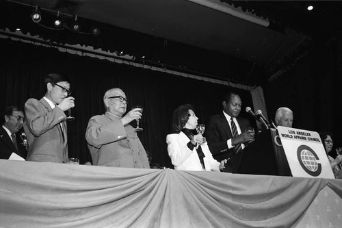 Tom Bradley offering a toast to President Li Xiannian, Los Angeles, 1985