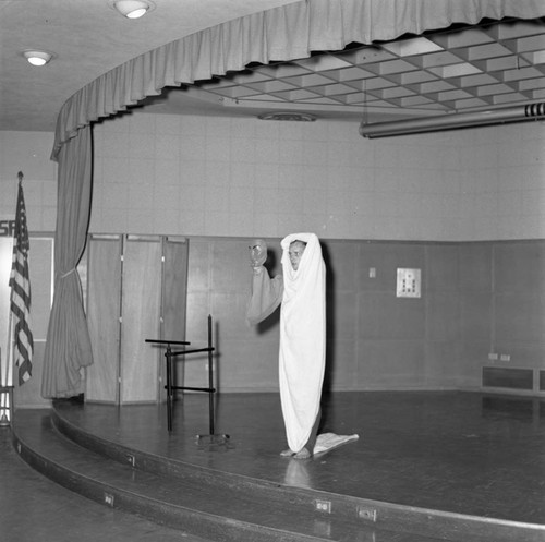 Performance at Compton College, Los Angeles, 1972