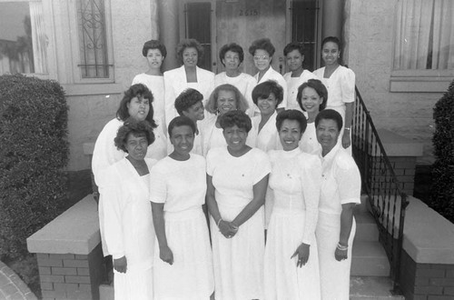 Alpha Gamma Omega Chapter neophytes posing in front of the AKA House, Los Angeles, 1987