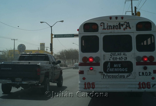 Bus with A mis enemigos, Juárez, 2008