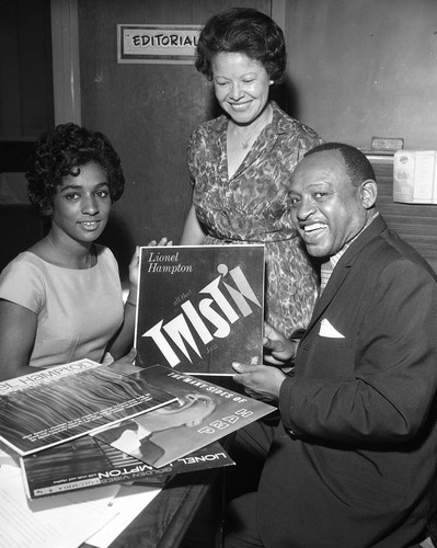 Lionel Hampton visiting the Los Angeles Sentinel office, Los Angeles, 1962