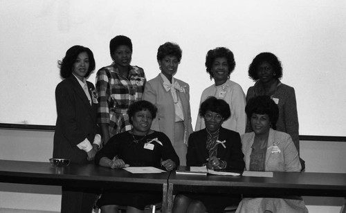 Participants of the AKA sponsored Collaboration Conference posing together at USC, Los Angeles, 1985