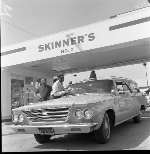 Service station, Los Angeles, 1967