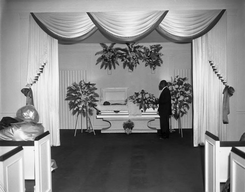 Deceased in casket, Los Angeles, 1960