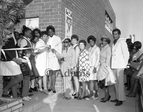 Ribbon cutting, Los Angeles, 1970