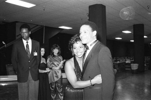 Al Jarreau and Gladys Knight posing together at the 26th Annual Grammy Awards, Los Angeles, 1984