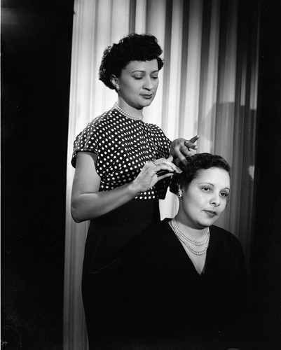 Hair Stylist, Los Angeles, 1950