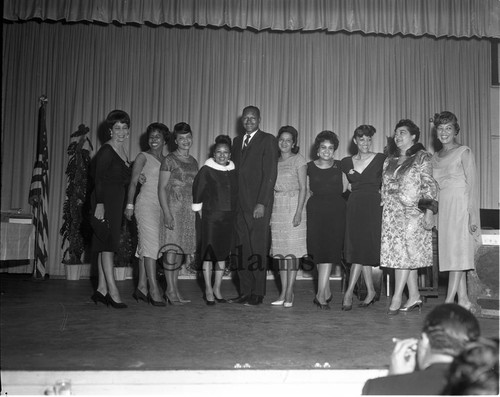 Tom Bradley and women, Los Angeles, 1964