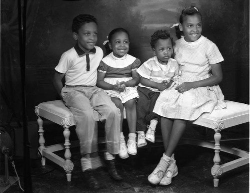 Bail Children, Los Angeles, 1963