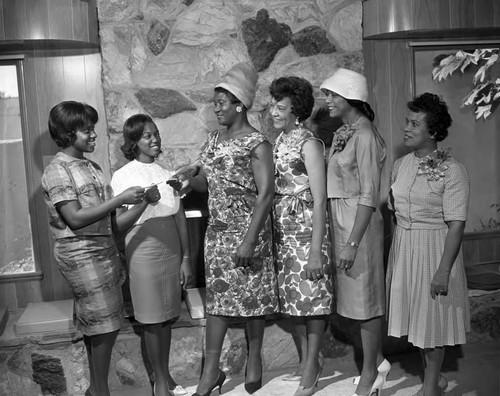 Six women, Los Angeles, 1962