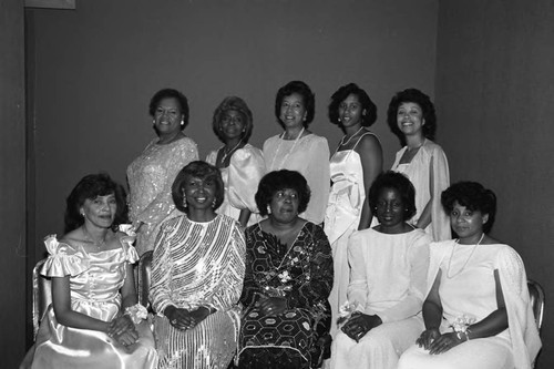 Alpha Kappa Alpha Southern California chapter members posing together at the Diamond Jubilee, Los Angeles, 1984