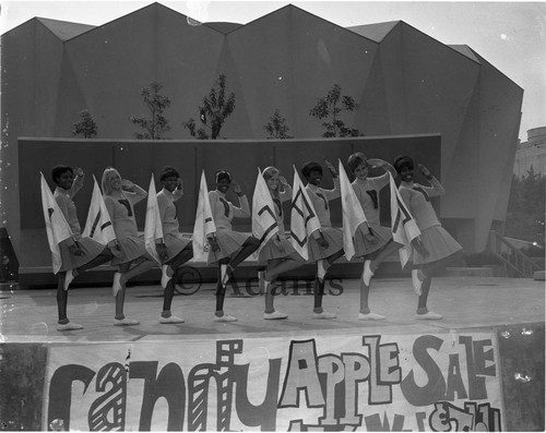 Cheerleaders, Los Angeles, 1967