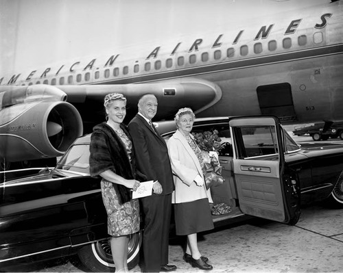 Los Angeles airport, Los Angeles, 1963