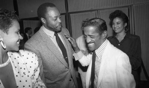 Sammy Davis Jr.: Talent, Love, and the Struggle for Recognition – New ...