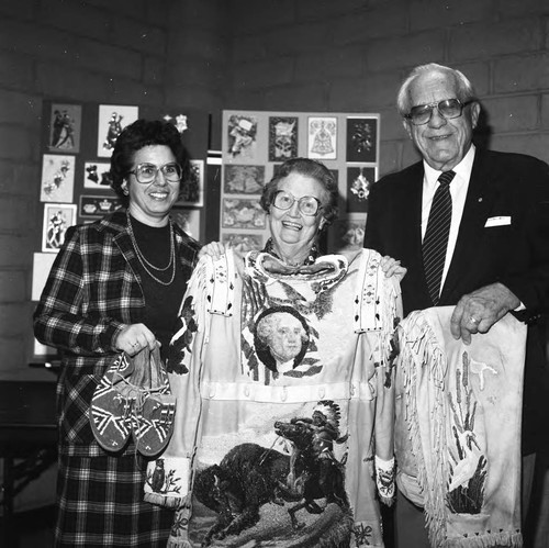 Aurelia Brooks posing with historical society meeting participants, Los Angeles, 1983