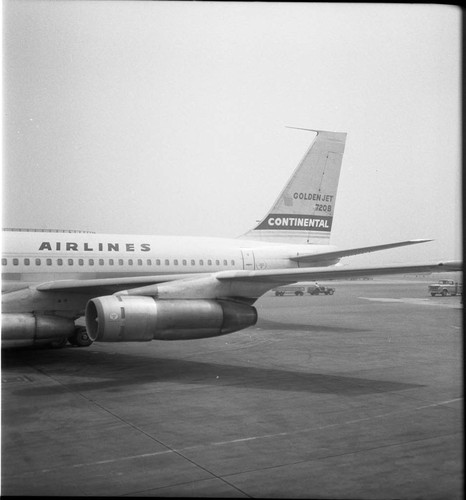 Airplane, Los Angeles, 1966