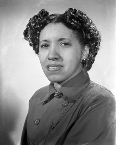 Helen Wheeler Riddle sitting for a studio portrait, Los Angeles, 1948